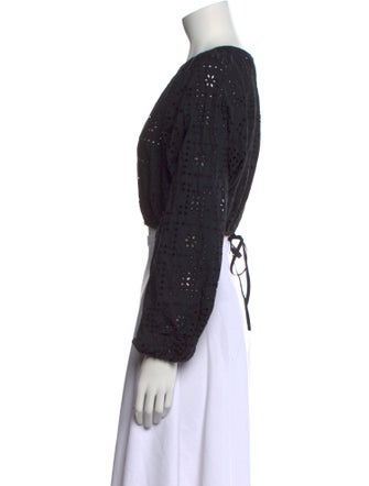 Matteau Scoop Neck Long Sleeve Crop Top