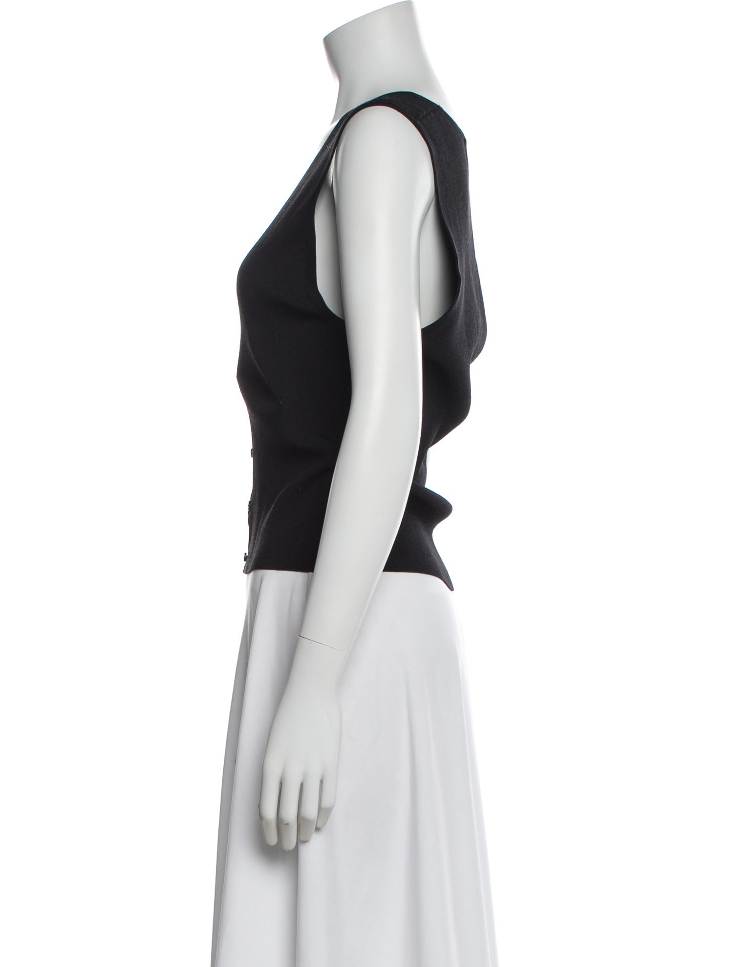 Matteau V-Neck Sleeveless Crop Top