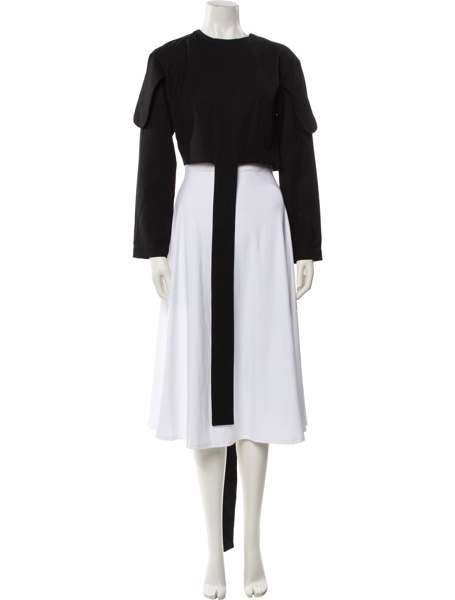 Matériel Tbilisi Crew Neck Long Sleeve Crop Top