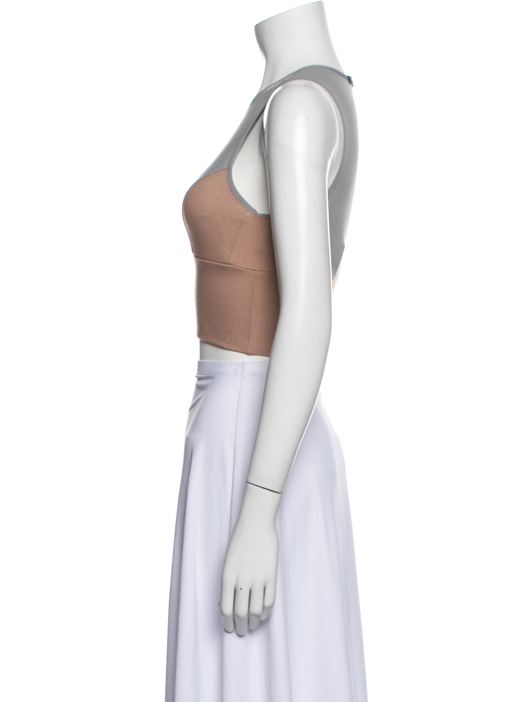 Michi Scoop Neck Sleeveless Crop Top