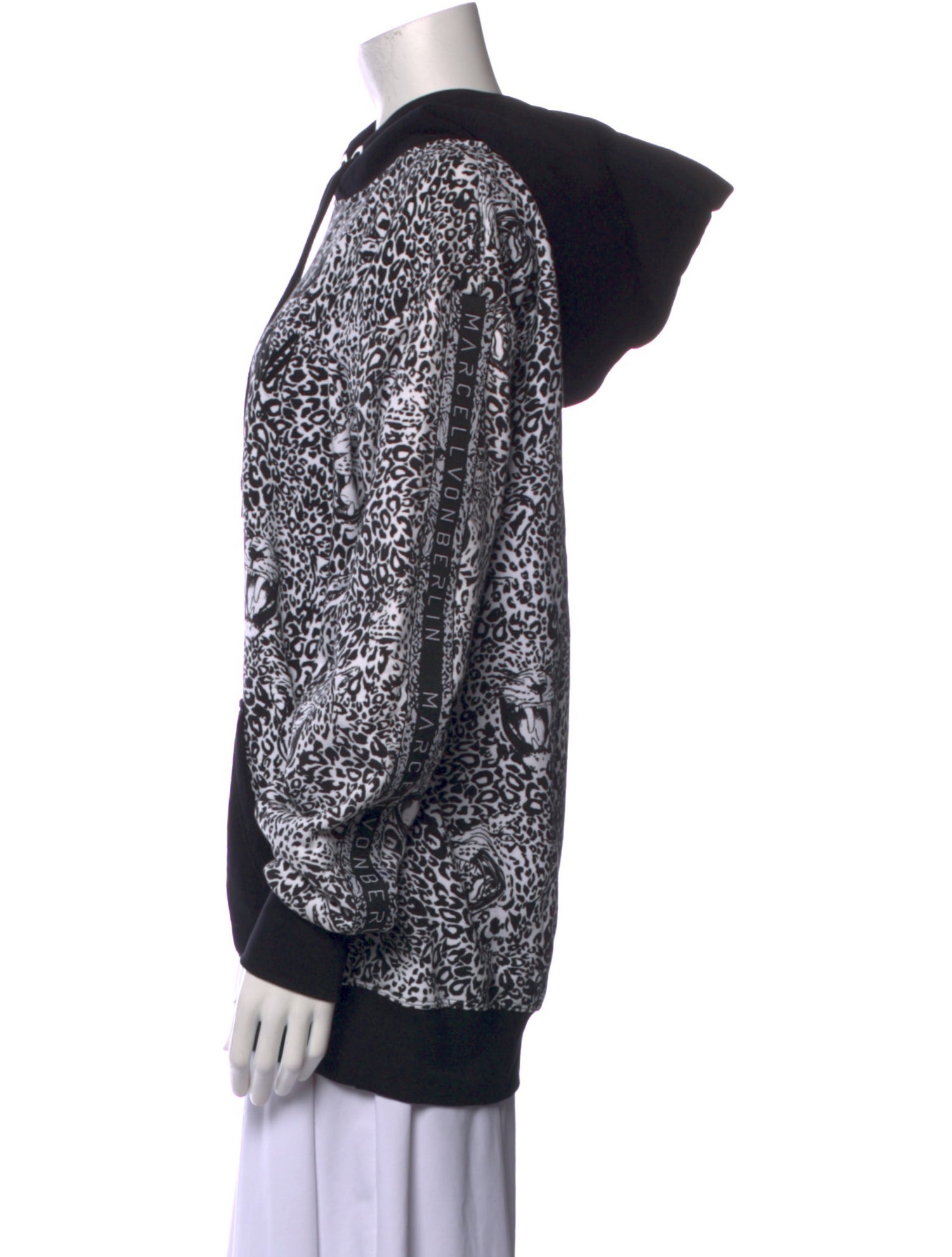 Marcell Von Berlin Printed Mock Neck Sweatshirt