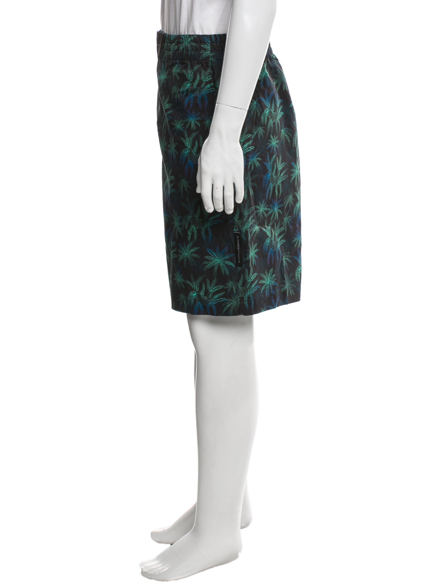 Marcell Von Berlin Printed Jogger Shorts w/ Tags