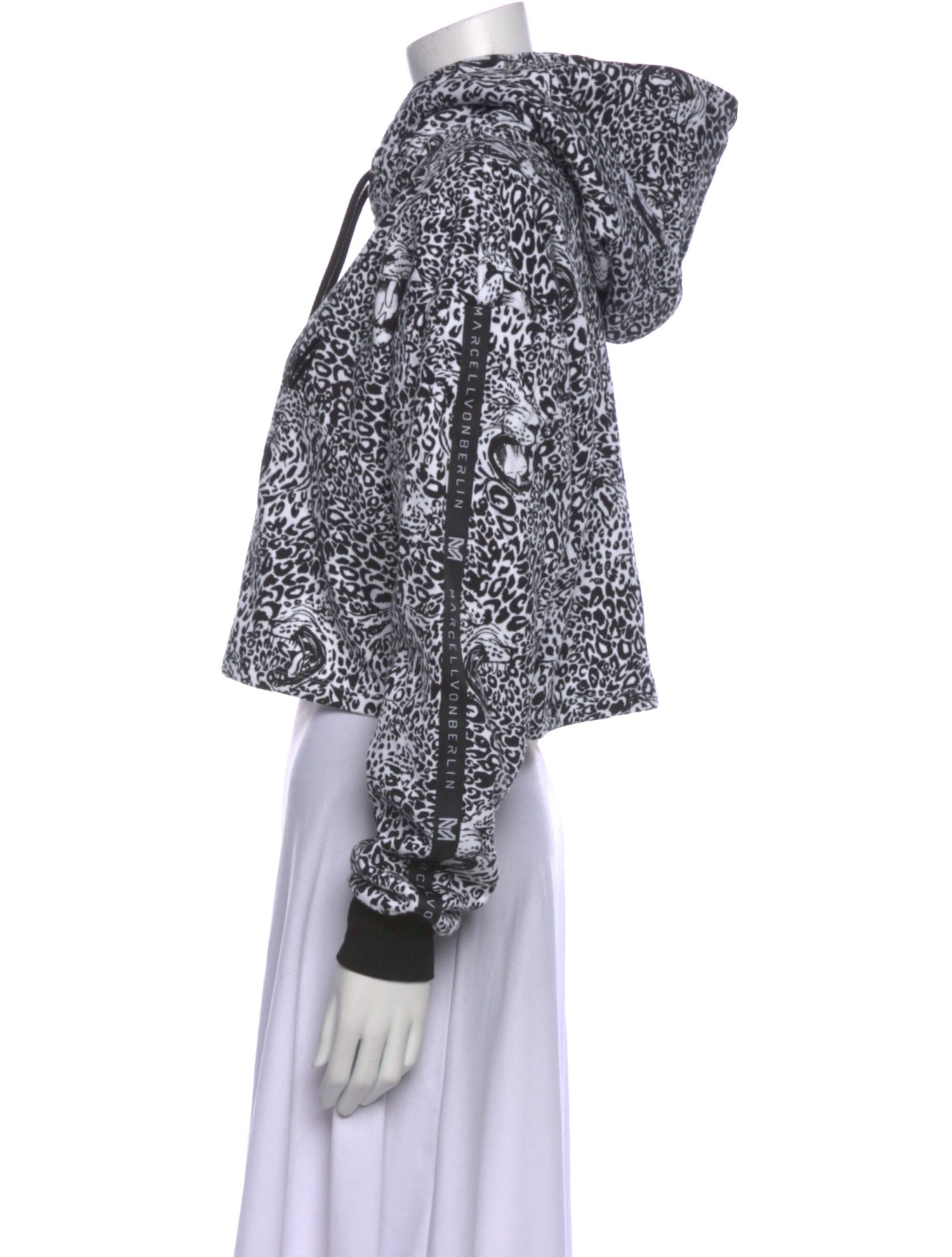 Marcell Von Berlin Animal Print Crew Neck Sweatshirt