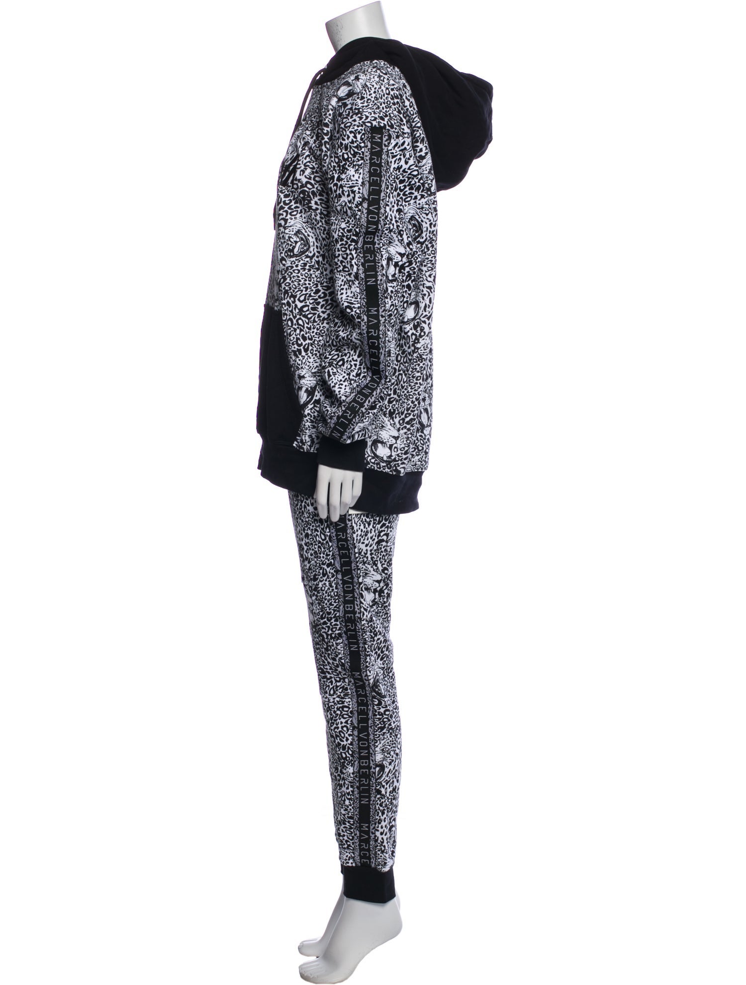 Marcell Von Berlin Animal Print Pant Set