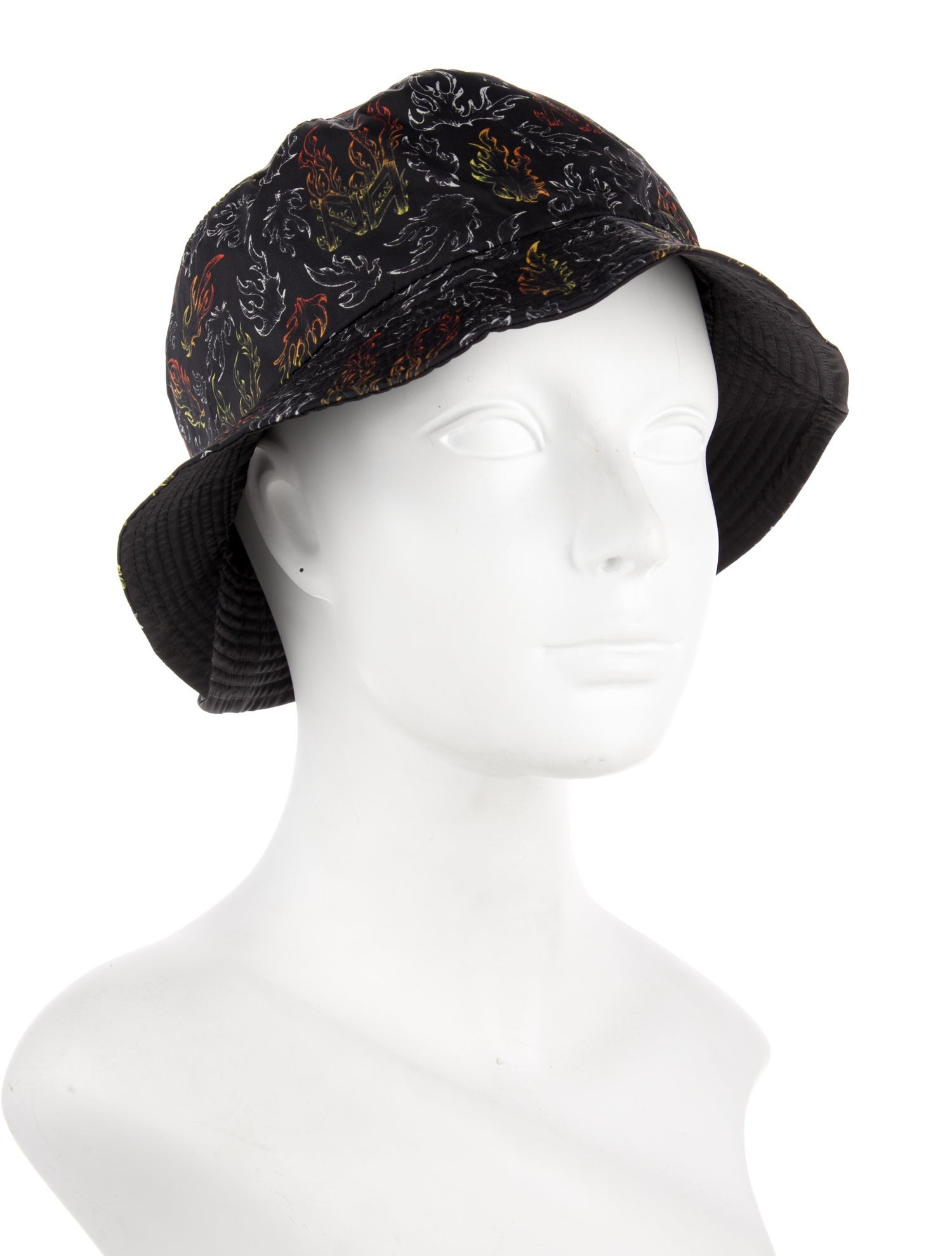 Marcell Von Berlin summer bucket hat