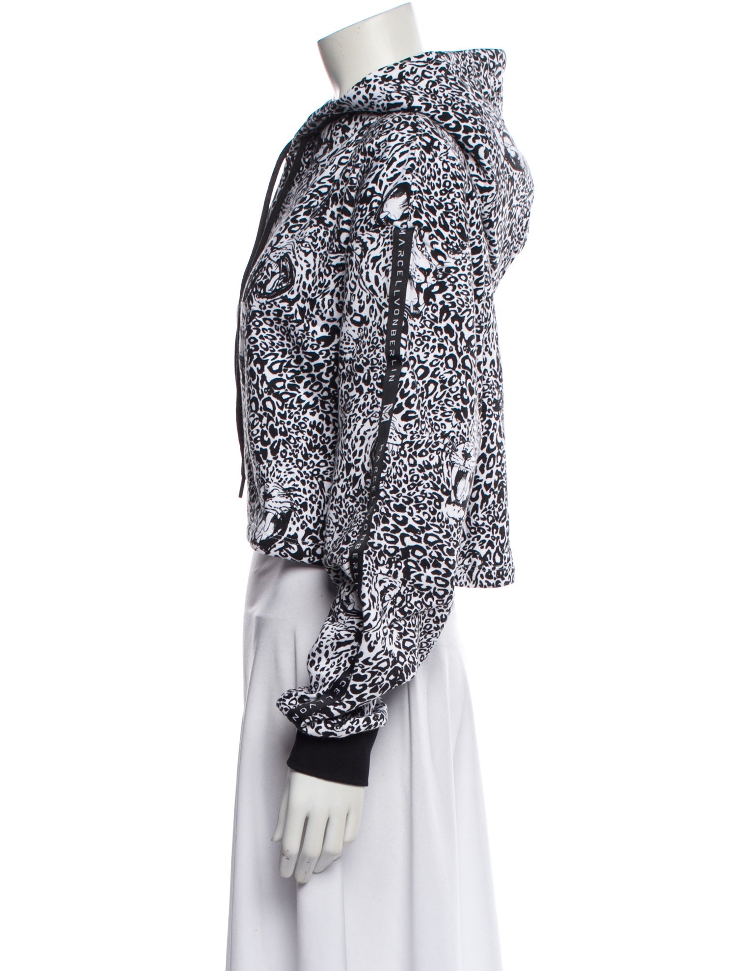 Marcell Von Berlin Animal Print Mock Neck Sweatshirt w/ Tags