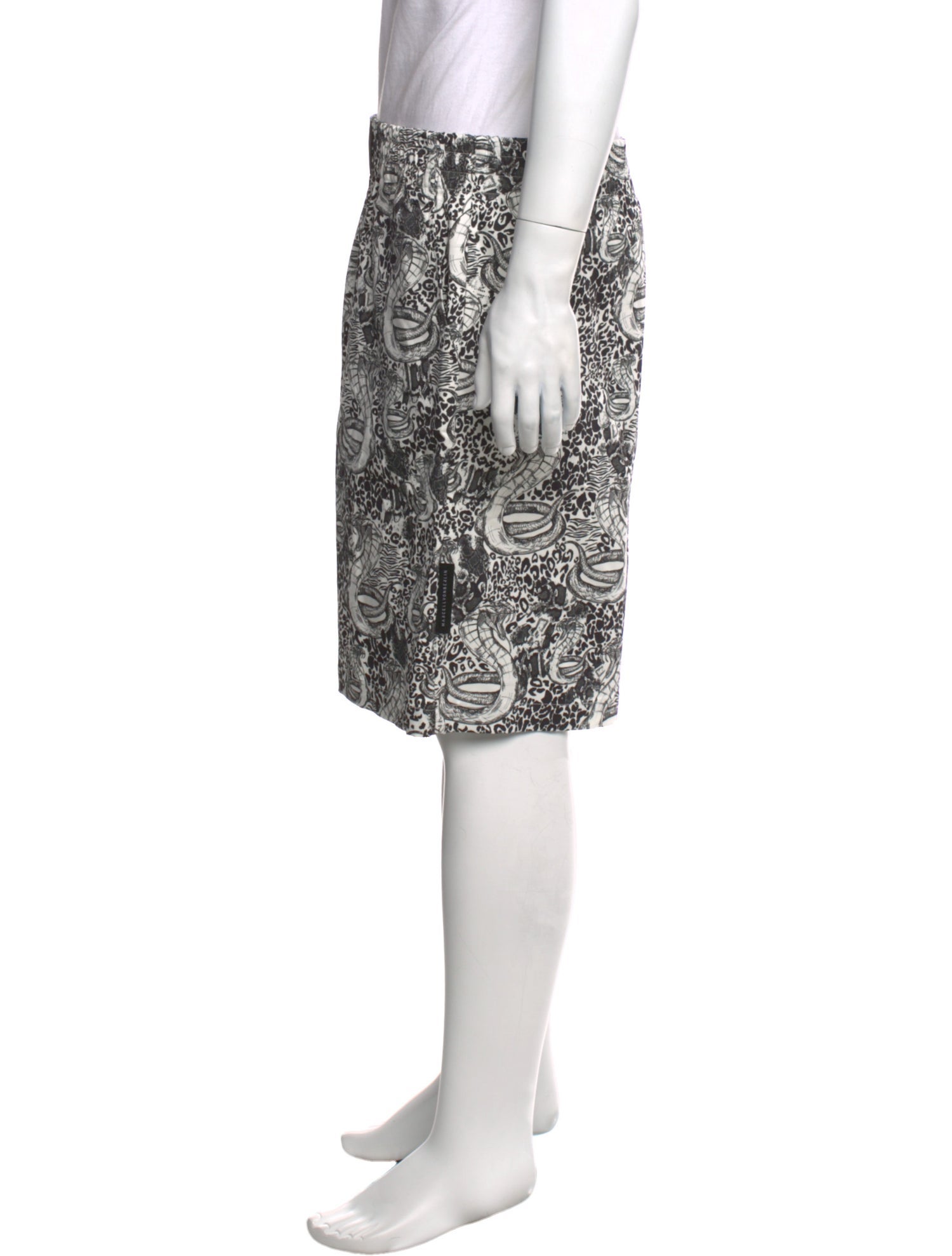 Marcell Von Berlin Printed Flat Front Shorts w/ Tags