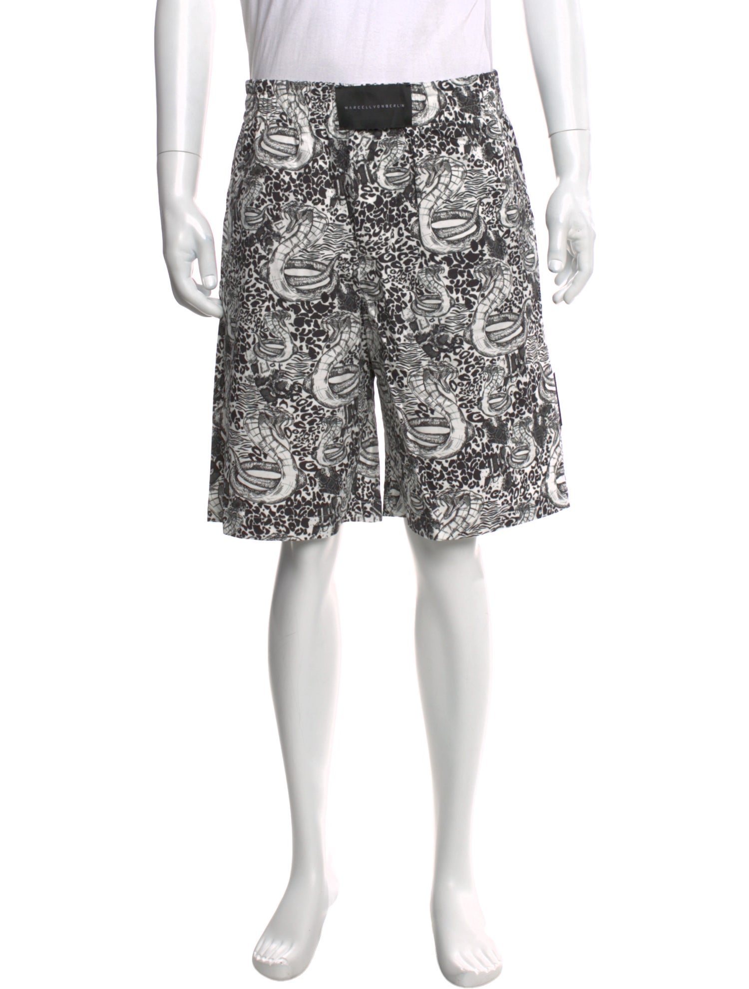 Marcell Von Berlin Printed Flat Front Shorts w/ Tags