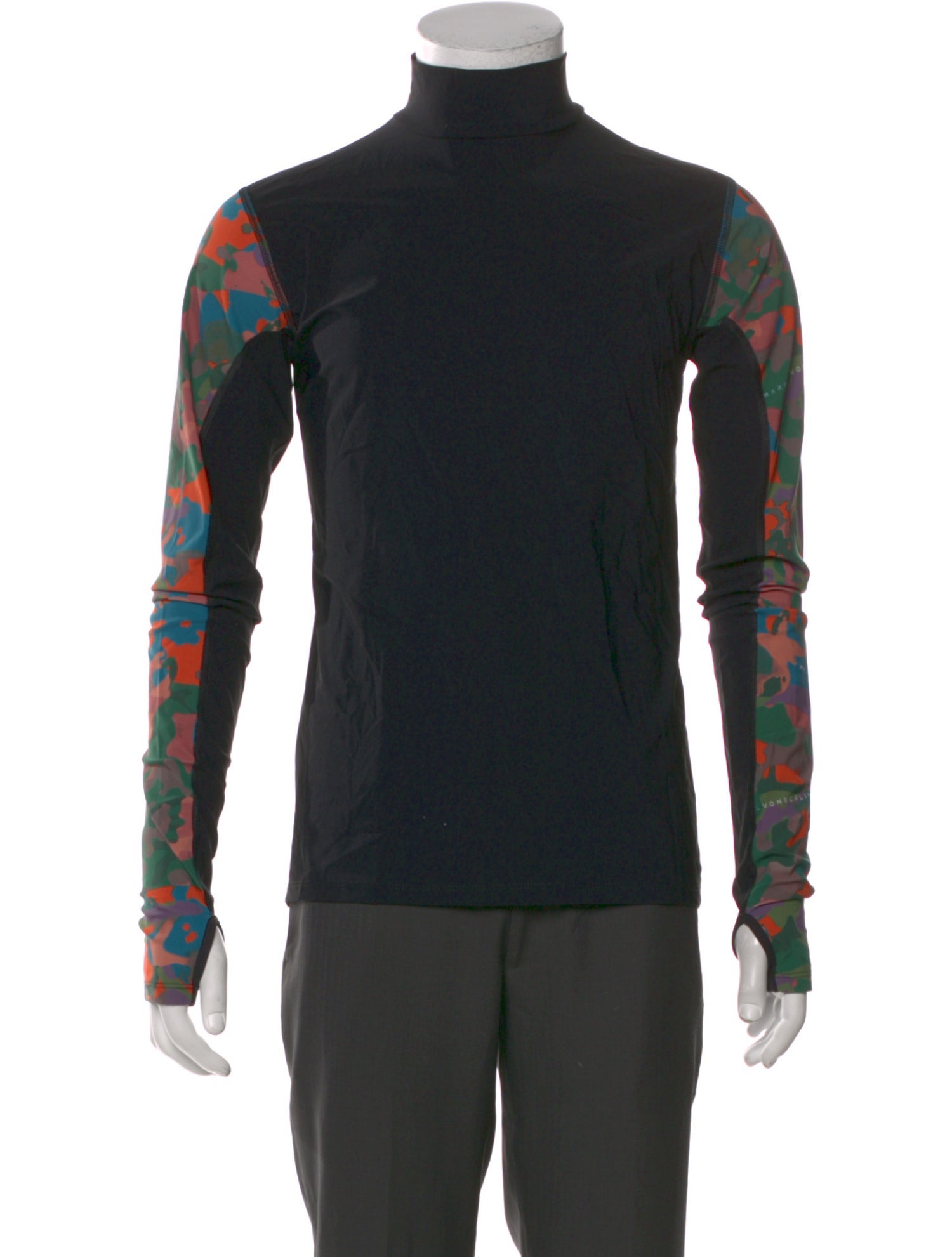 Marcell Von Berlin Printed Mock Neck T-Shirt w/ Tags