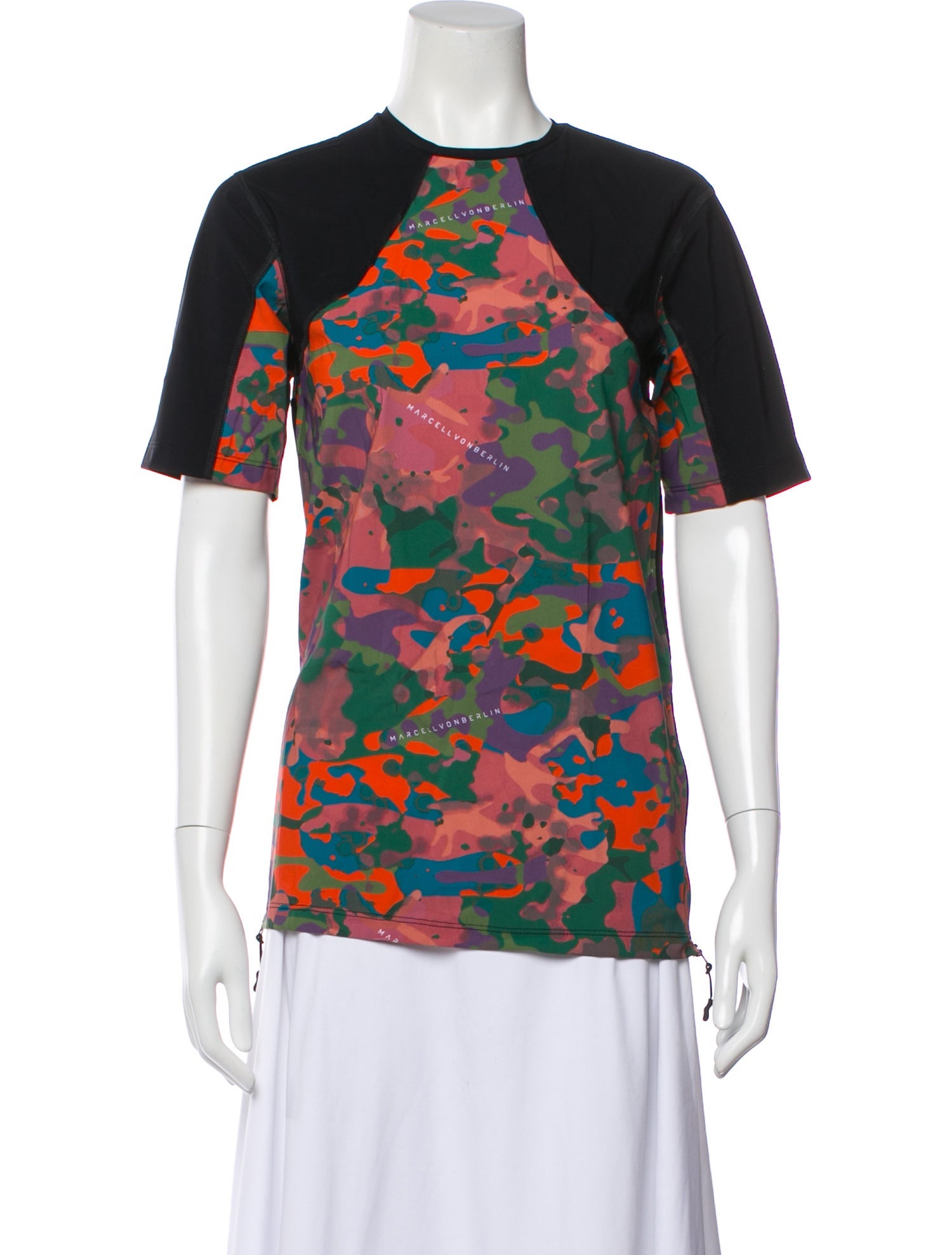 Marcell Von Berlin Camouflage Print Crew Neck T-Shirt w/ Tags