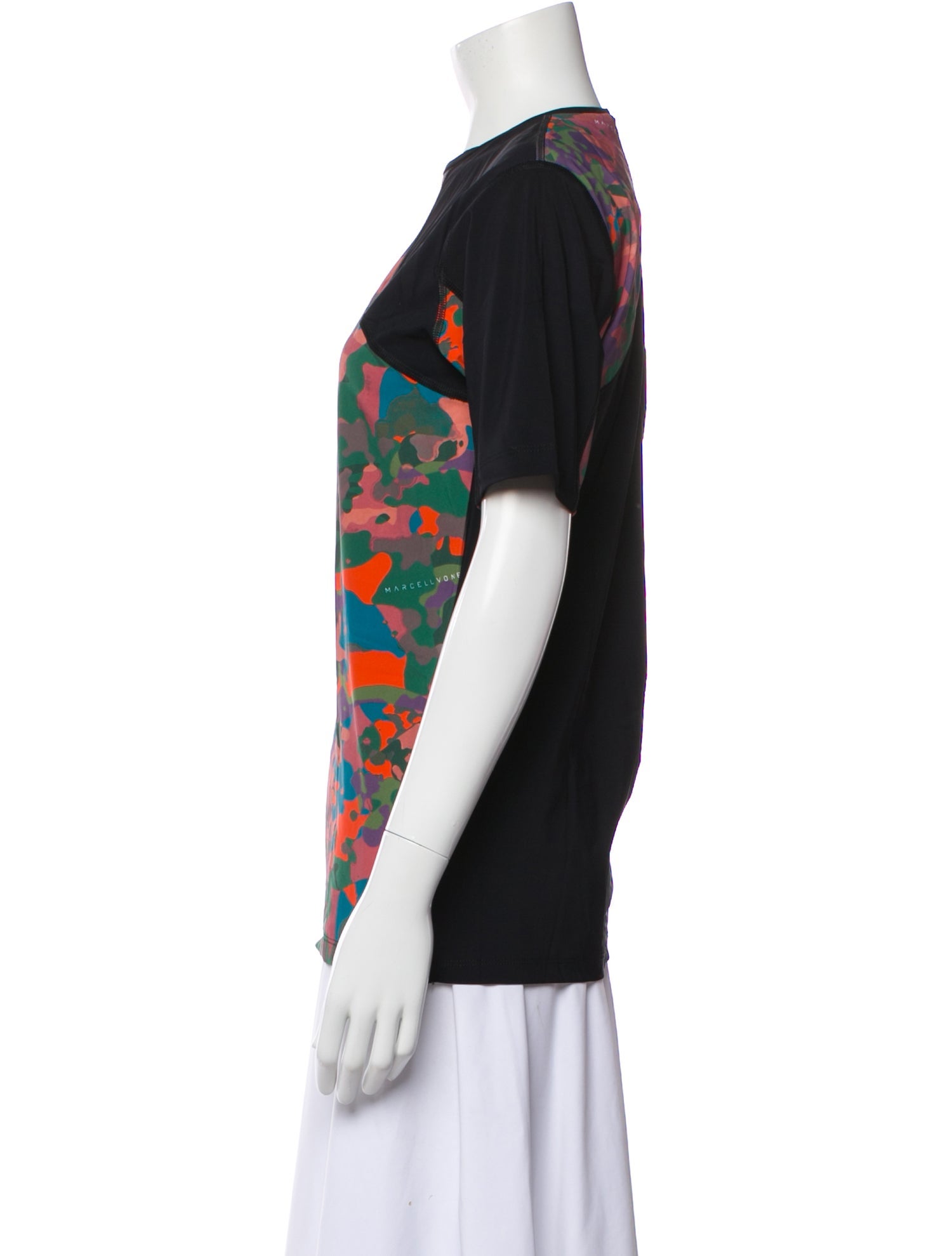 Marcell Von Berlin Camouflage Print Crew Neck T-Shirt w/ Tags