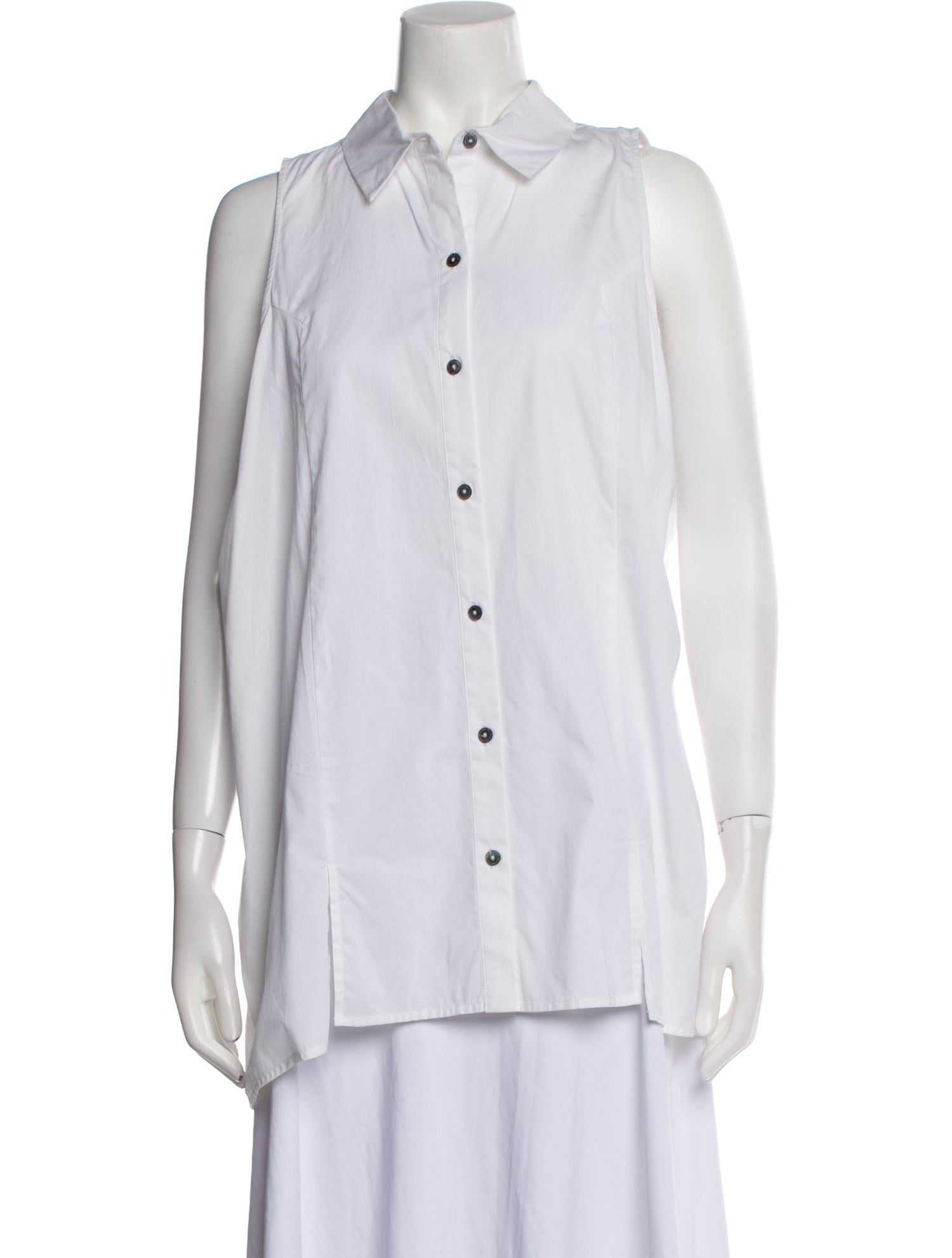 MAISON DE PAPILLON Sleeveless Button-Up Top