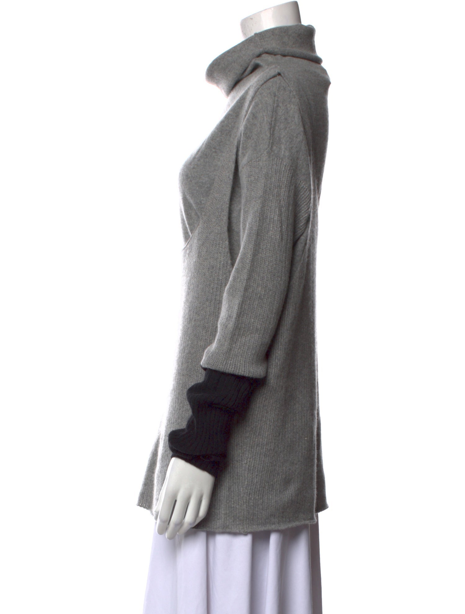 MAISON DE PAPILLON Cashmere Colorblock Pattern Sweater