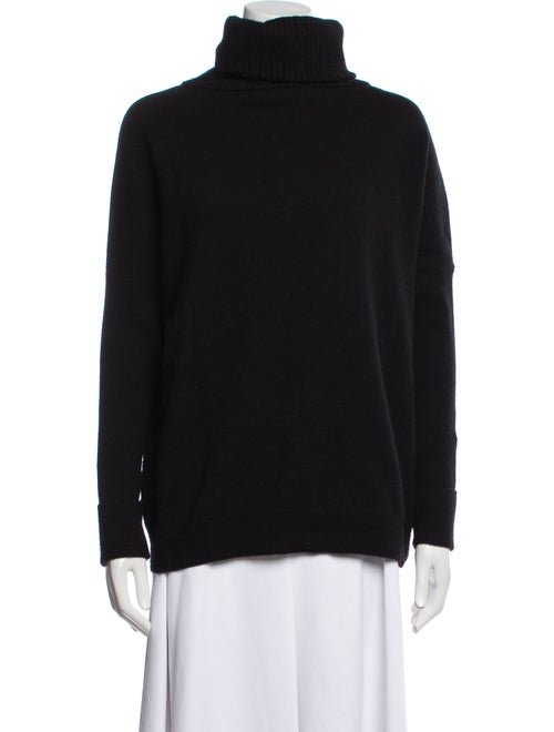 MAISON DE PAPILLON Cashmere Turtleneck Sweater