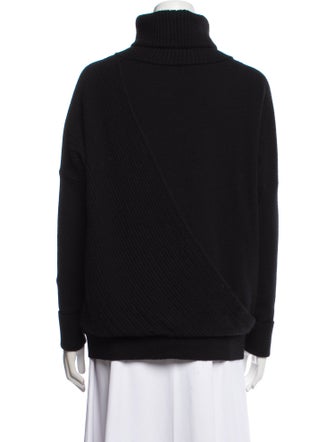MAISON DE PAPILLON Cashmere Turtleneck Sweater