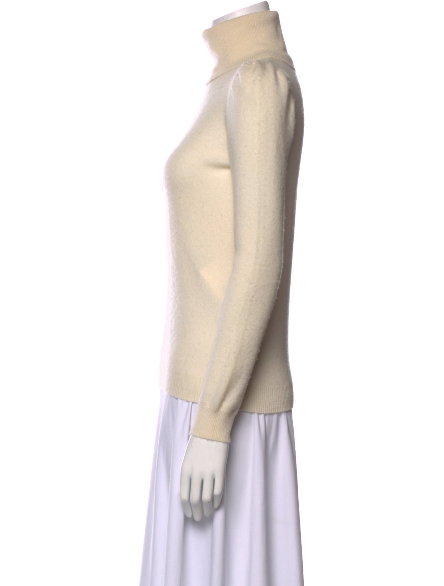 Madeleine Thompson Cashmere Turtleneck Sweater