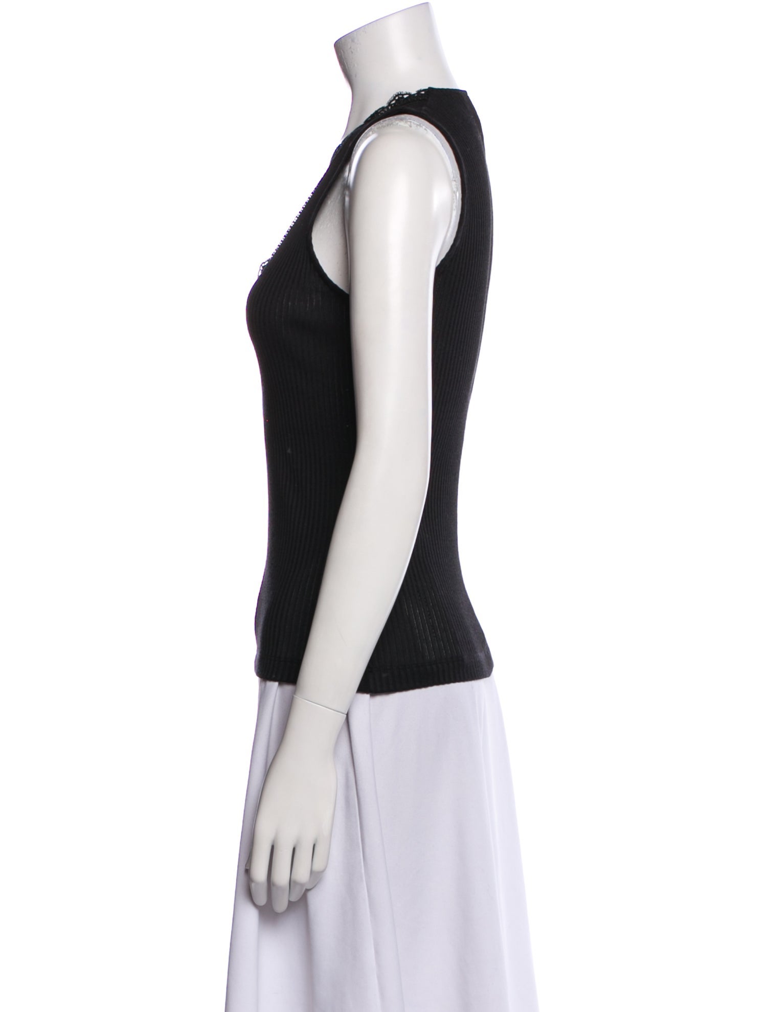 ME+EM V-Neck Sleeveless Top