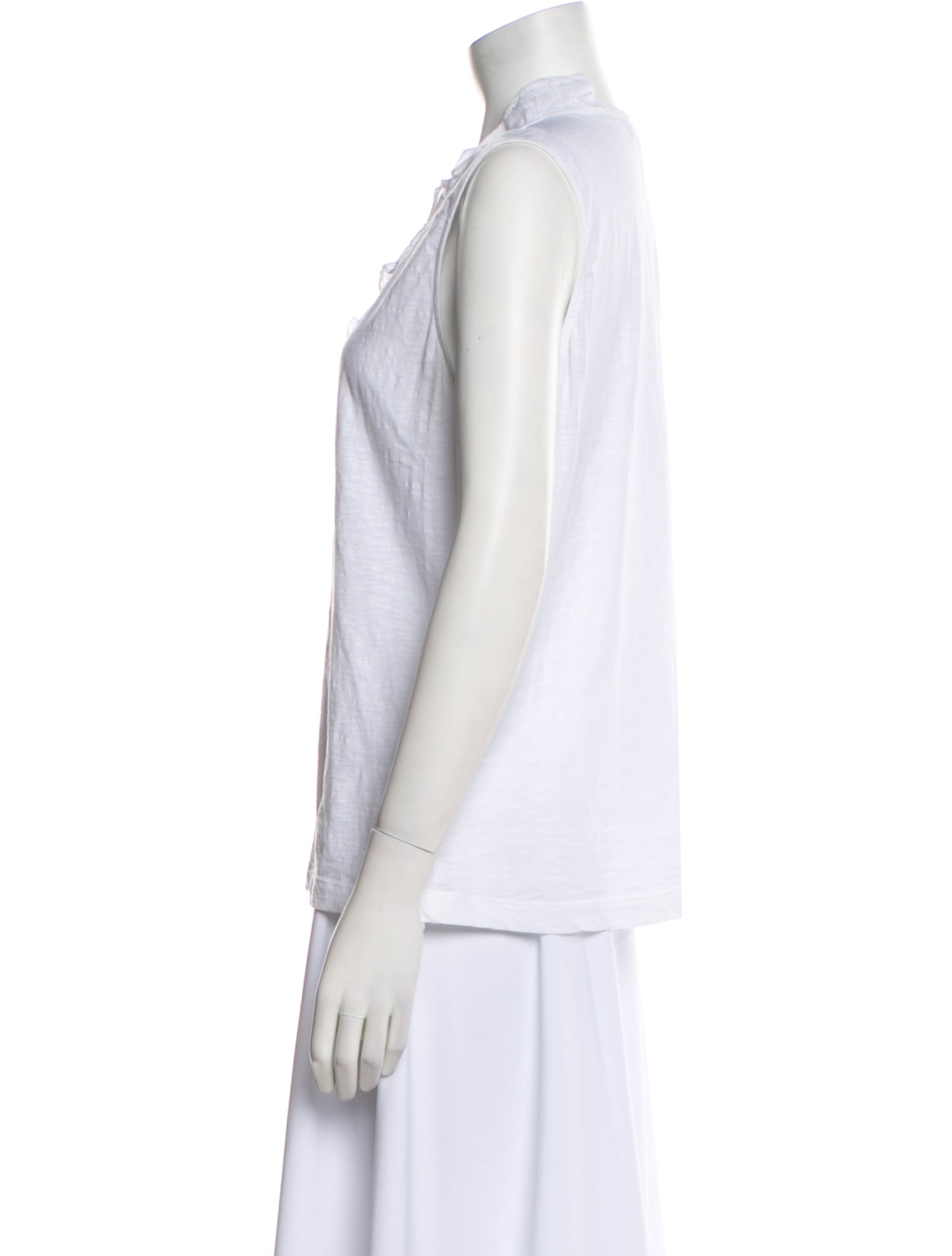 ME+EM V-Neck Sleeveless Top