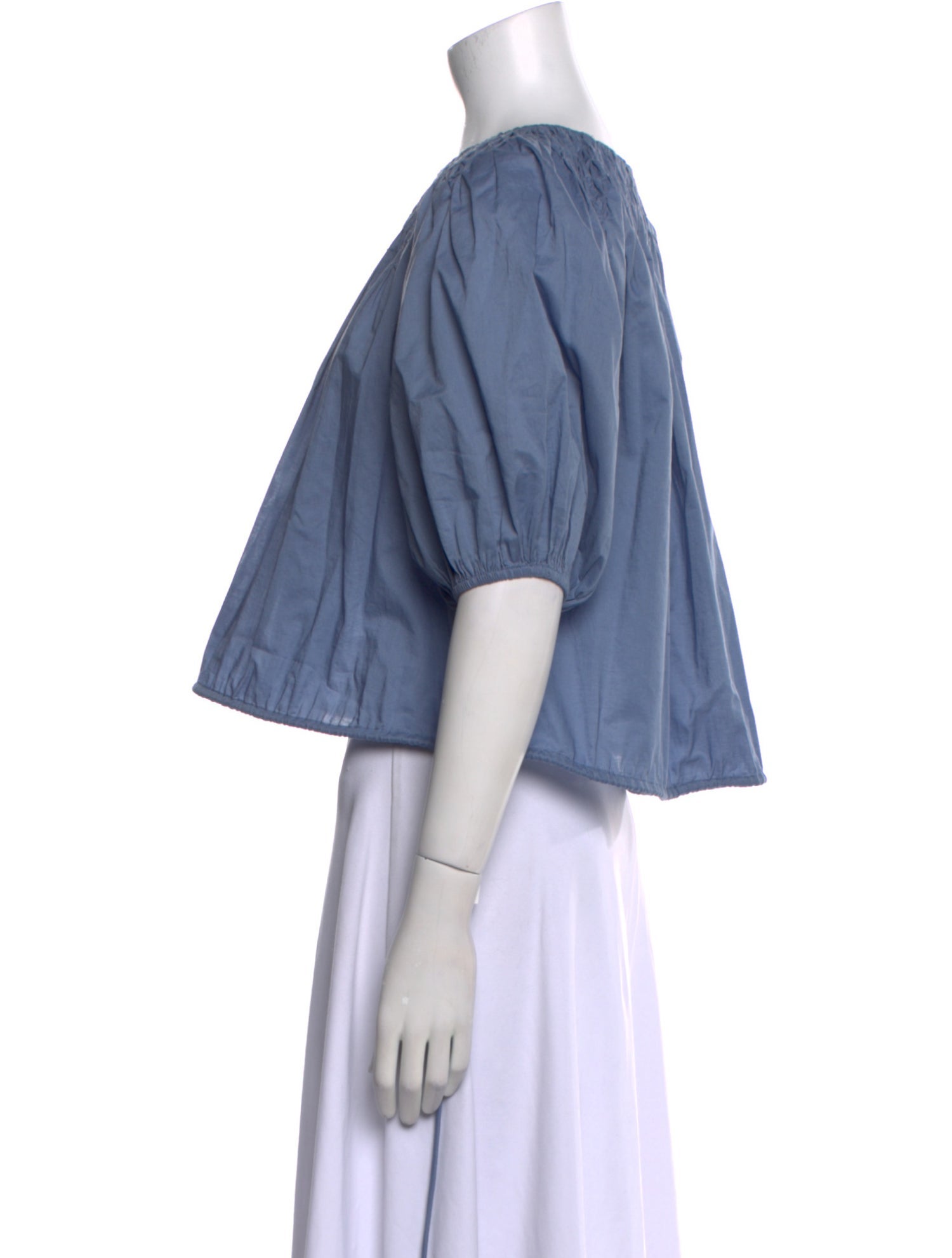 Merlette Scoop Neck Short Sleeve Crop Top