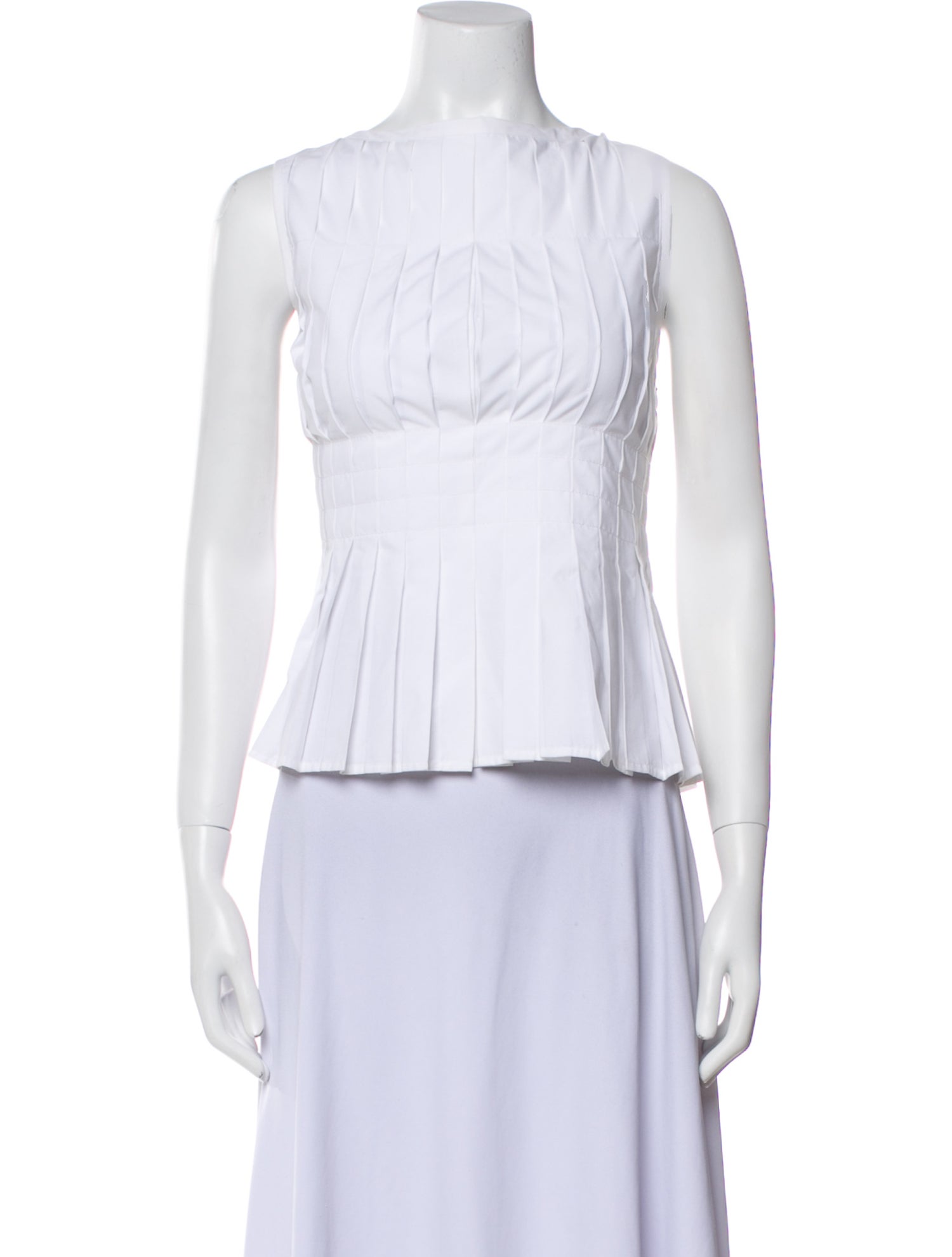 Merlette Bateau Neckline Sleeveless Crop Top