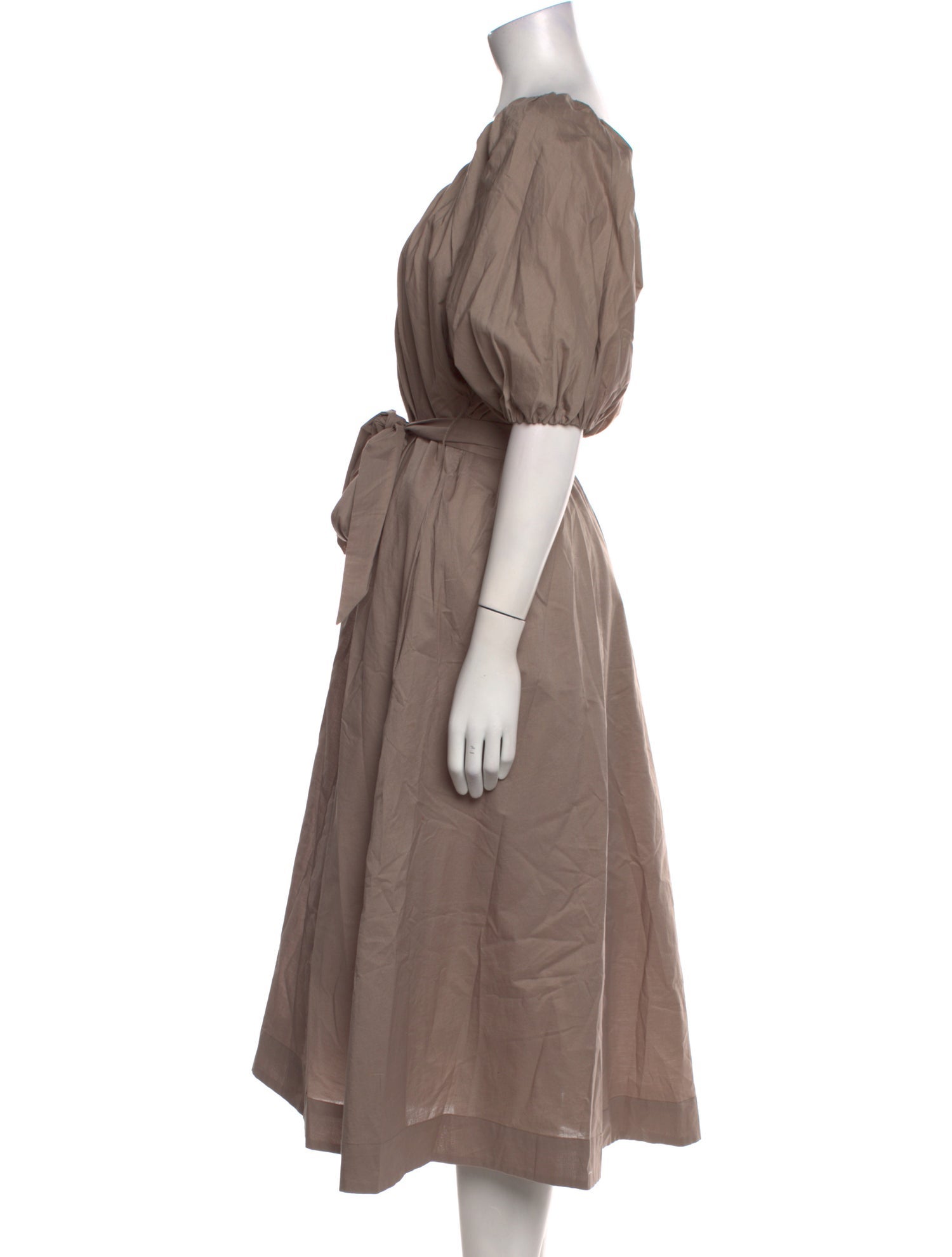 Merlette Scoop Neck Midi Length Dress