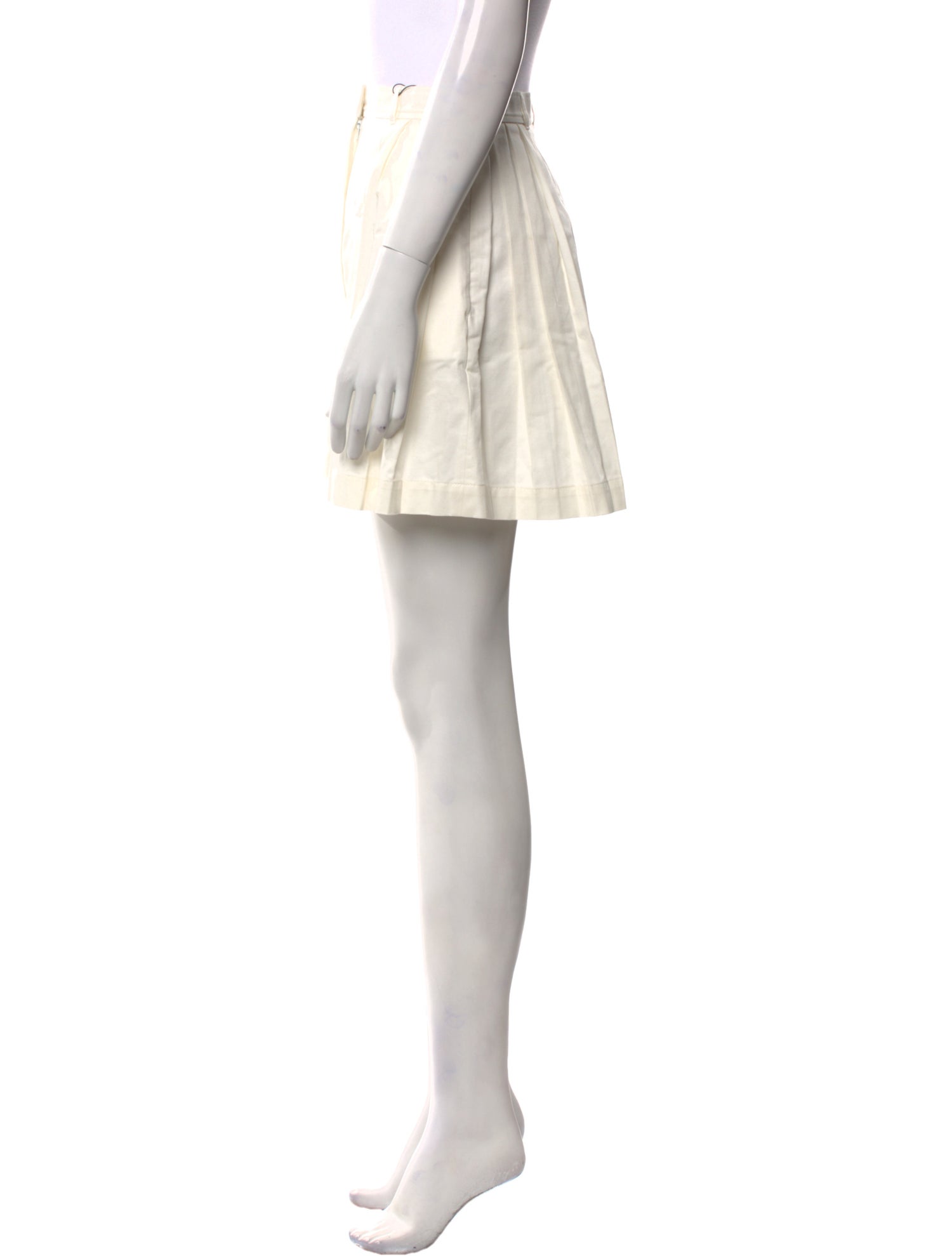 Merlette Knee-Length Shorts