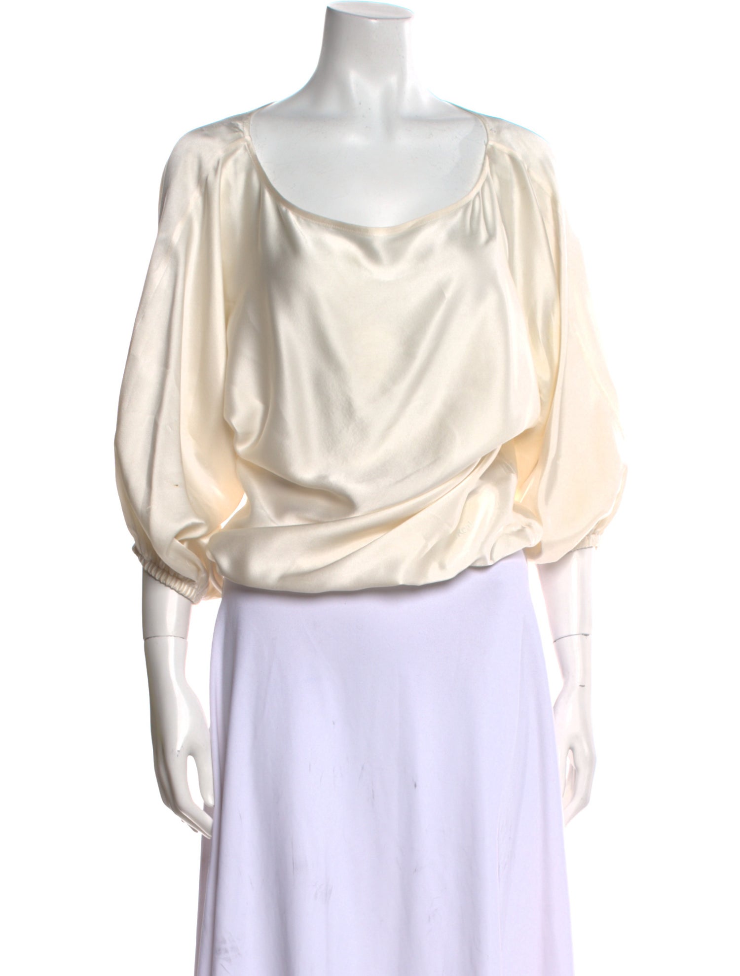 Michelle Farmer Scoop Neck Three-Quarter Sleeve Crop Top