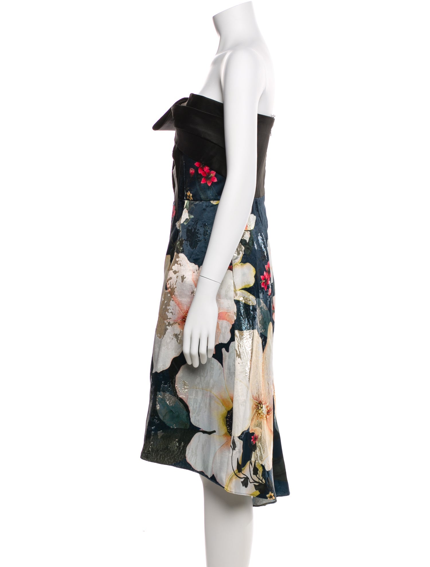 marchesa notte blue floral dress Matera Wrap Gown this piece is a must Marchesa Notte Blue Floral Gown