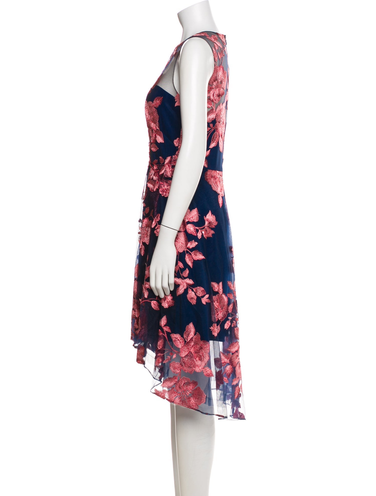 slim fit dress slacks Mirrored Lace Floral Sleeveless Gown
