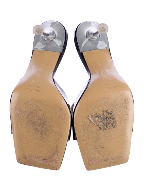 Mach & Mach Patent Leather Bow Accents Slides