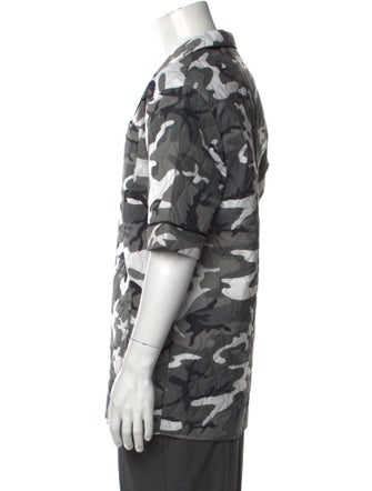 Mostly Heard Rarely Seen Floral Print Short Sleeve Shirt