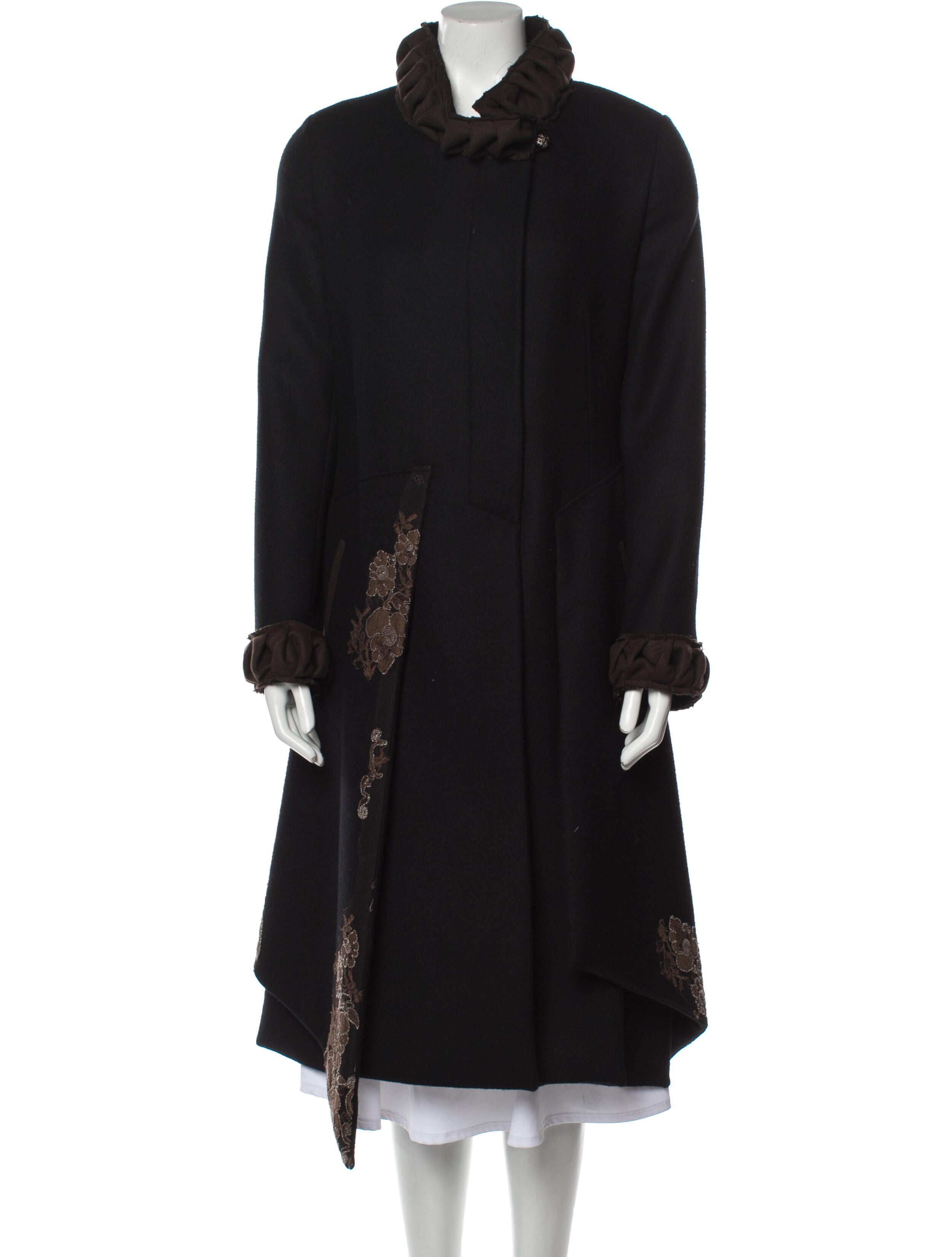 Mina Poe Coat Black Coats, Clothing WMIAE20002 The RealReal