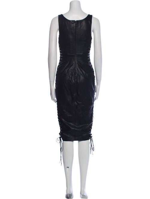 Miaou Square Neckline Knee-Length Dress