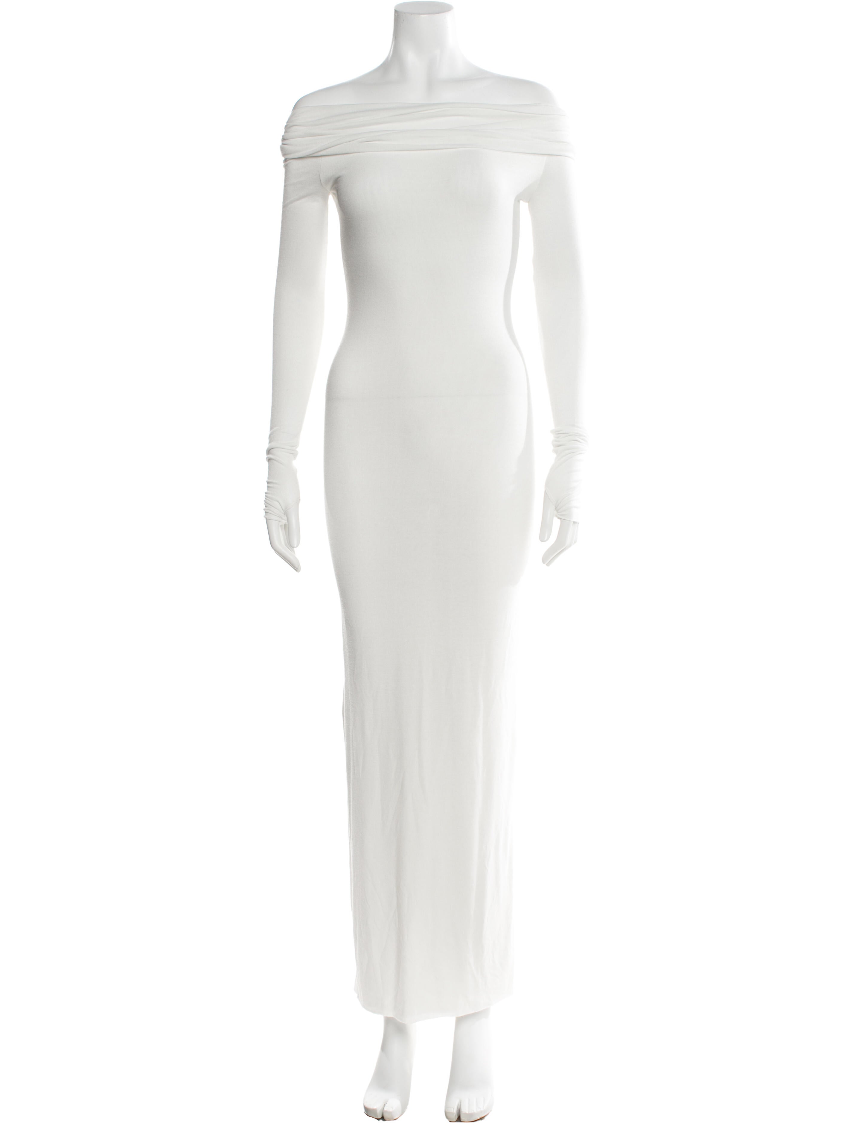 Manuri Off-The-Shoulder Long Dress