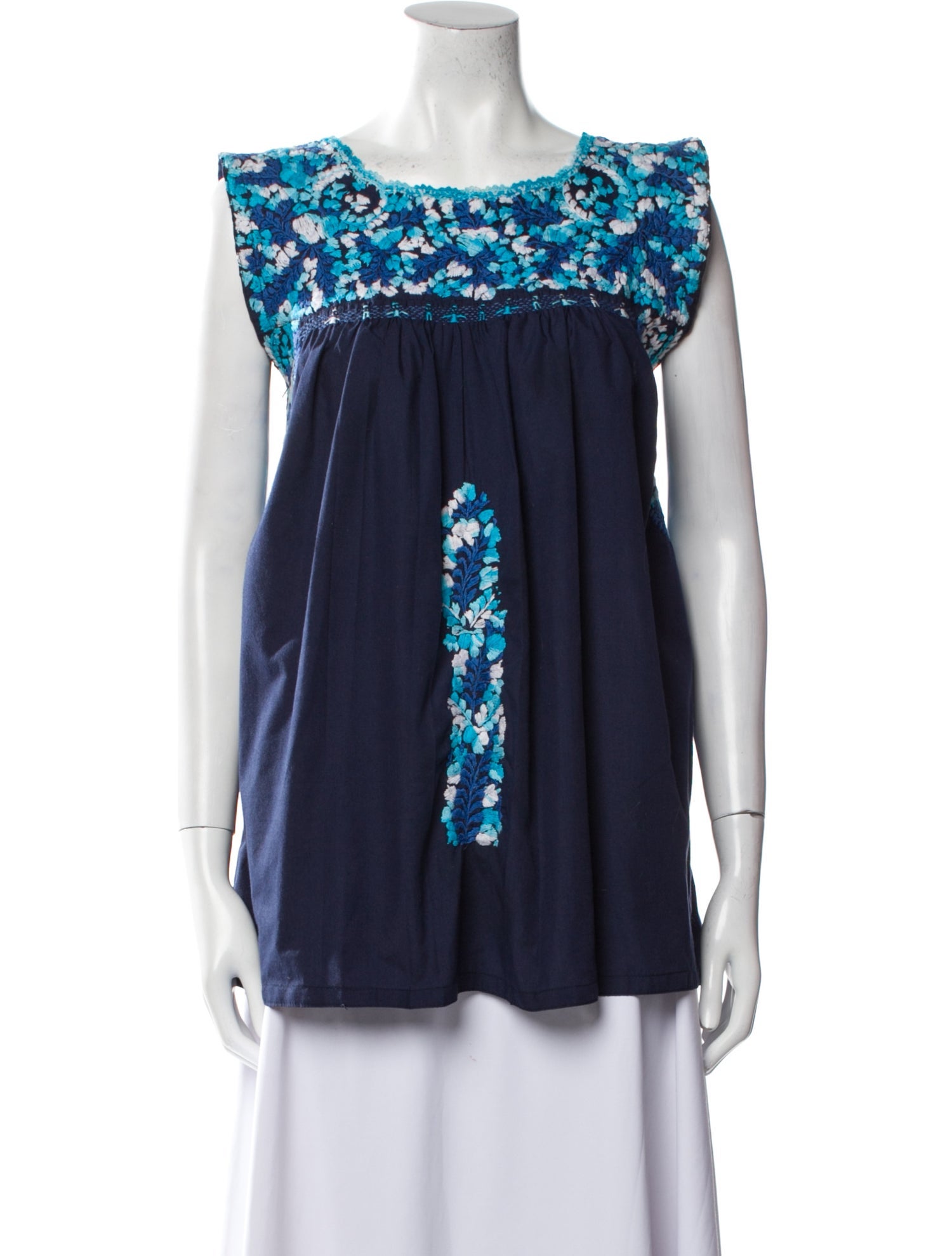 Mi Golondrina Bateau Neckline Sleeveless Blouse