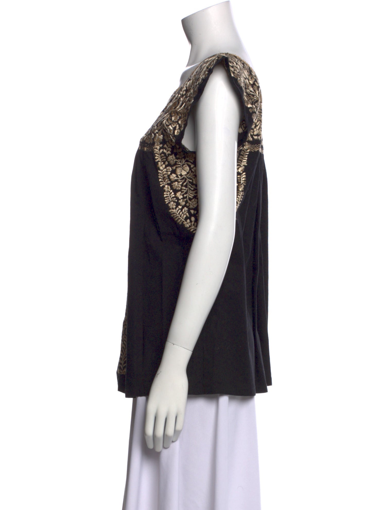 Mi Golondrina Scoop Neck Short Sleeve Top