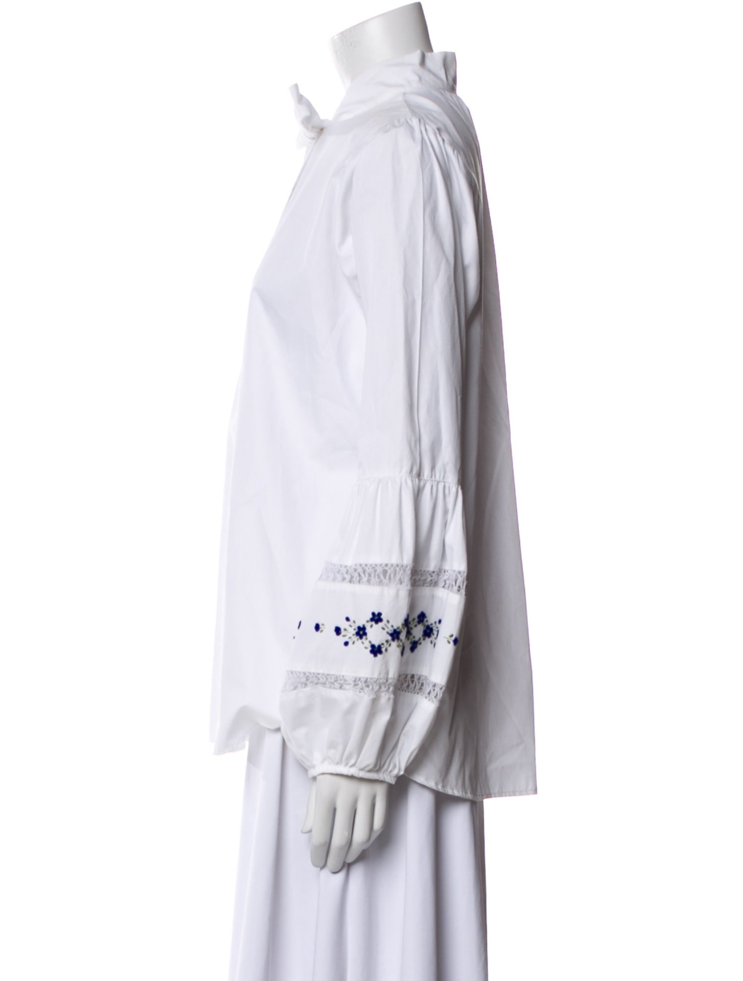 Mi Golondrina Mock Neck Long Sleeve Button-Up Top