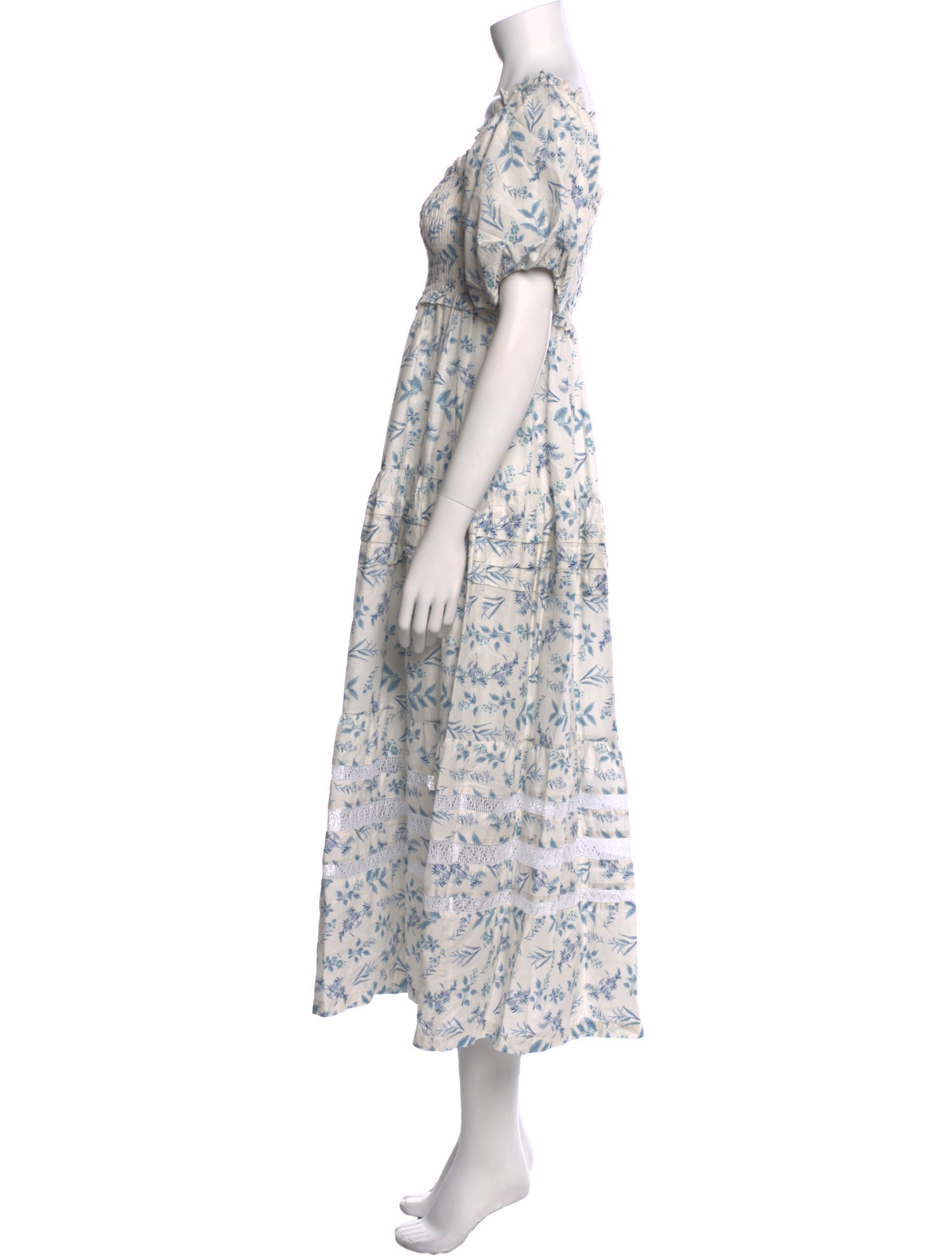 Mi Golondrina Floral Print Knee-Length Dress