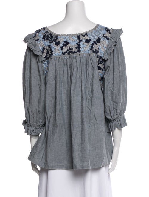 Mi Golondrina Lace Pattern Bateau Neckline Blouse