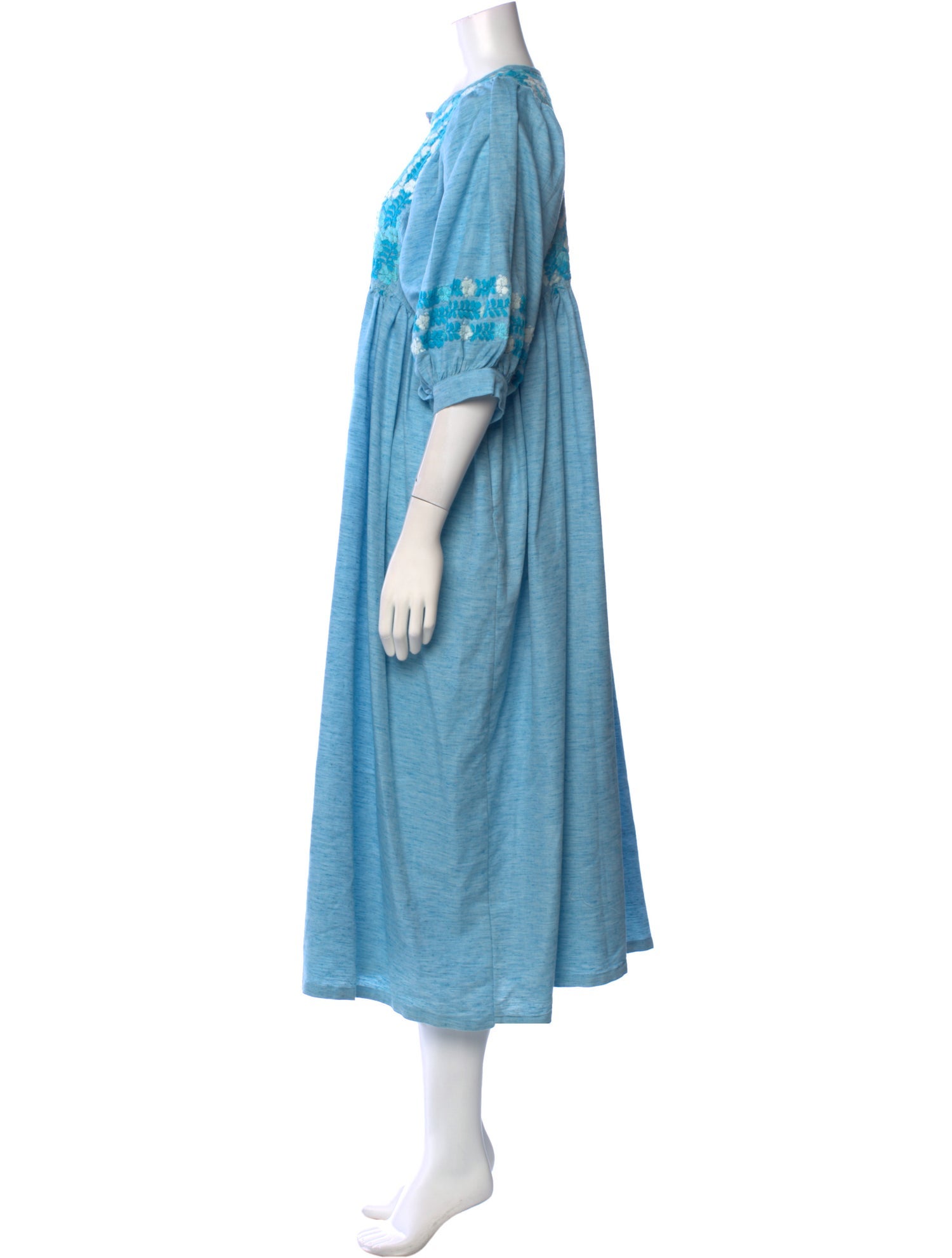 Mi Golondrina Crew Neck Midi Length Dress