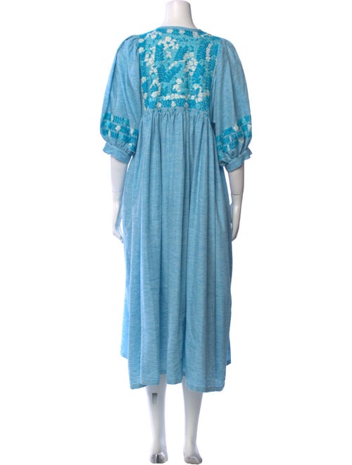 Mi Golondrina Crew Neck Midi Length Dress