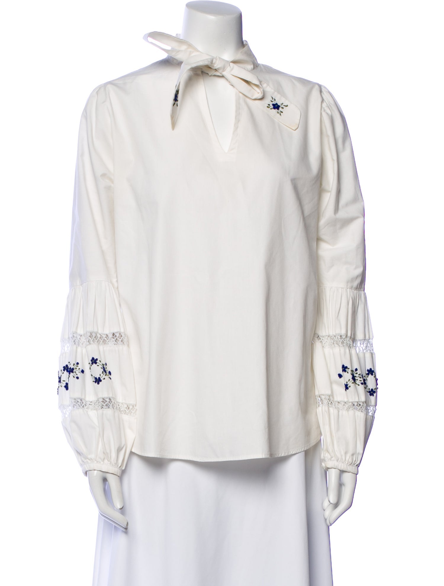 Mi Golondrina Graphic Print Tie Neck Button-Up Top