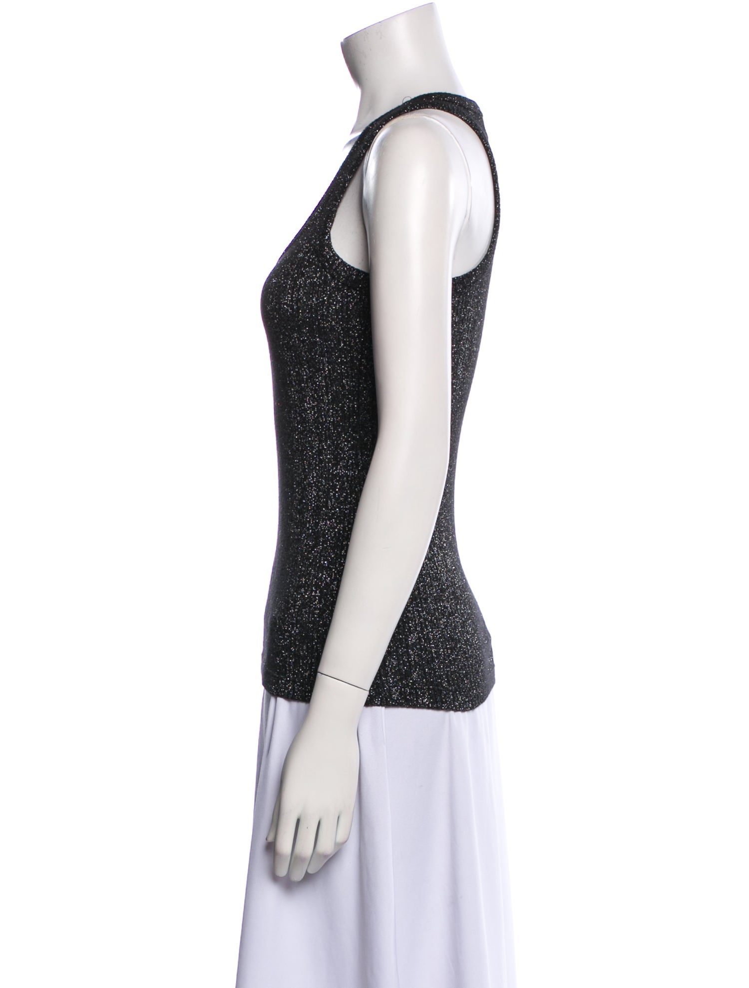 MIKUTA Scoop Neck Sleeveless Top
