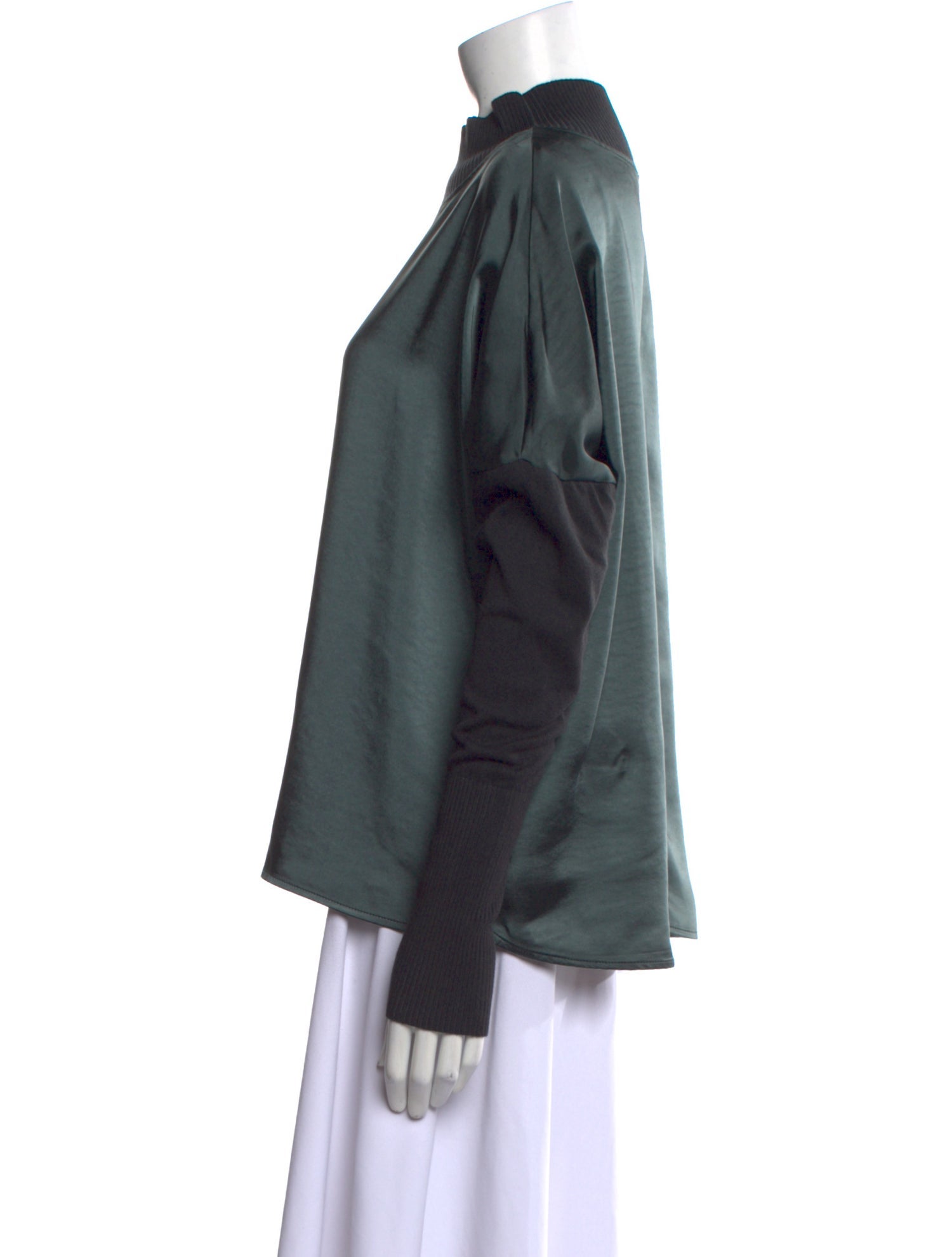 MÉLISSA NEPTON Mock Neck Long Sleeve Sweatshirt