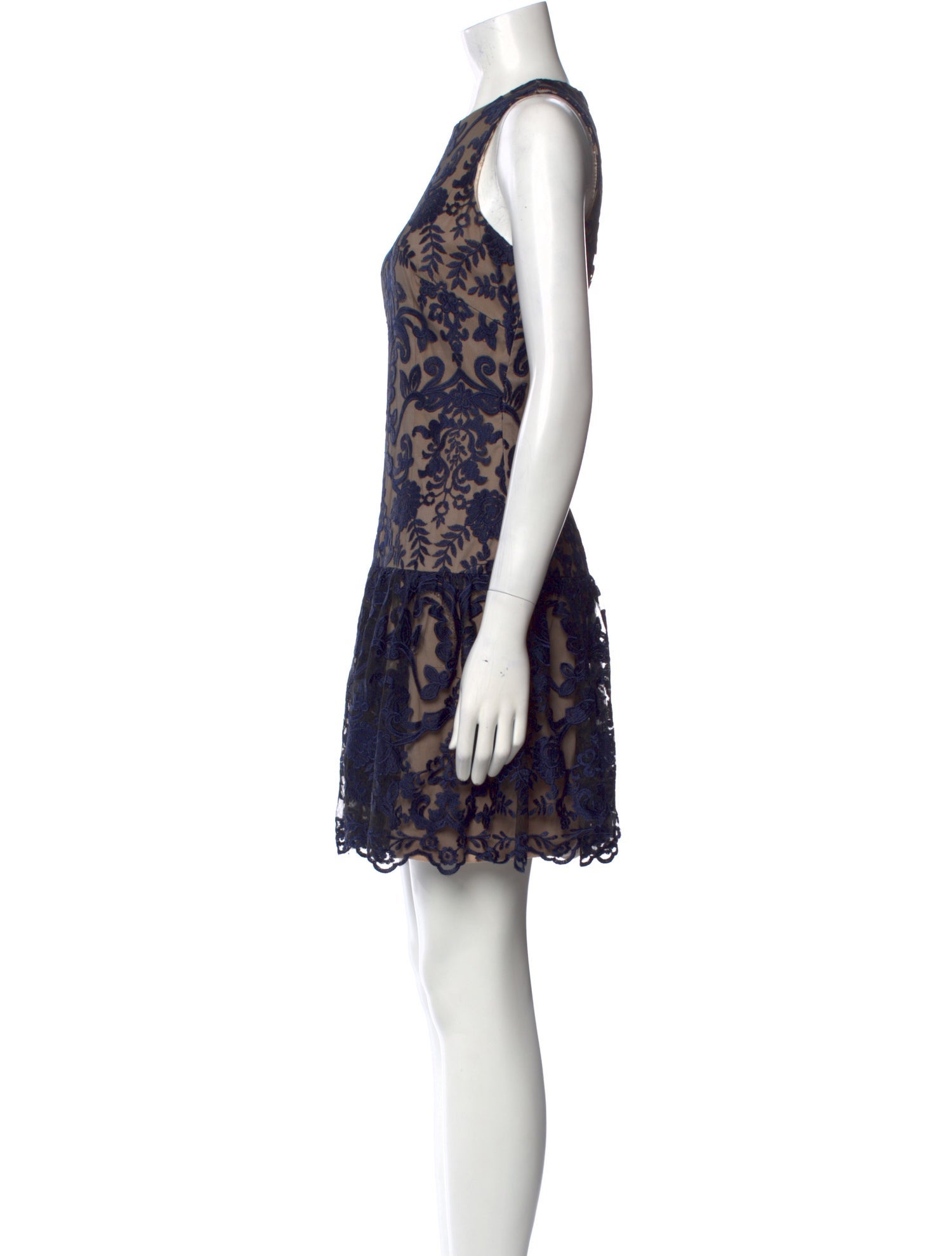 ML Monique Lhuillier Lace Pattern Mini Dress