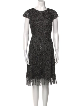 ML Monique Lhuillier Crew Neck Knee-Length Dress