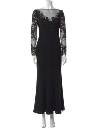 ML Monique Lhuillier Bateau Neckline Long Dress