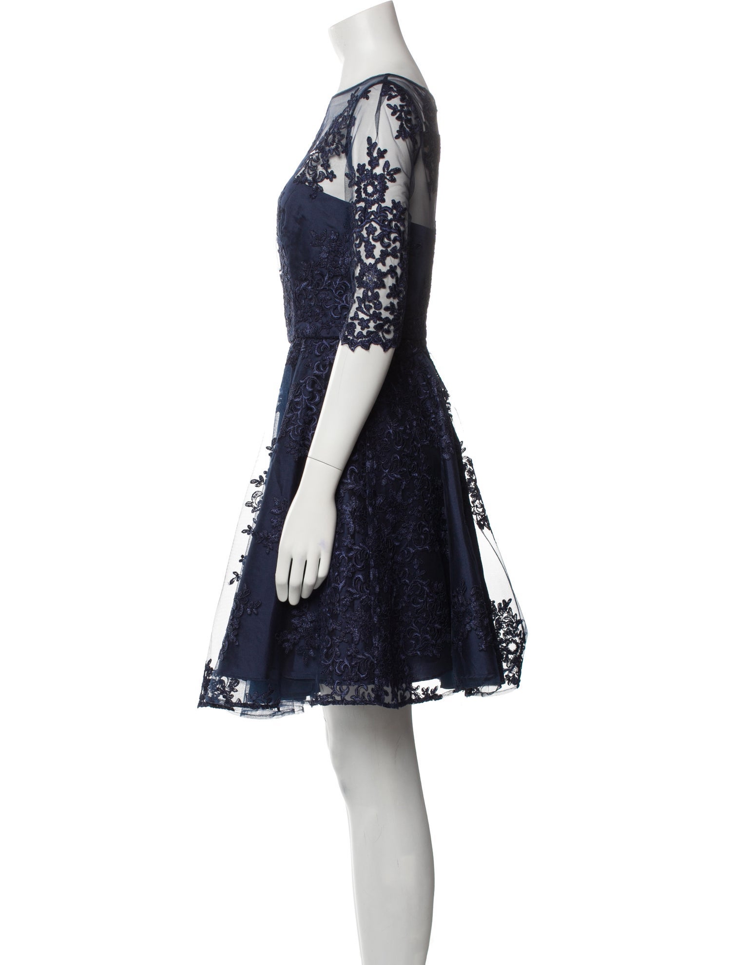 ML Monique Lhuillier Lace Pattern Mini Dress