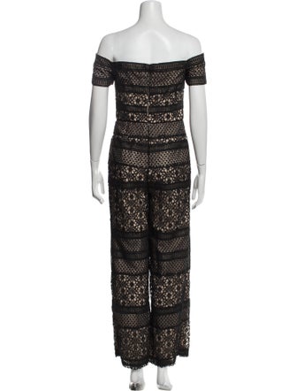 ML Monique Lhuillier Lace Pattern Off-The-Shoulder Jumpsuit