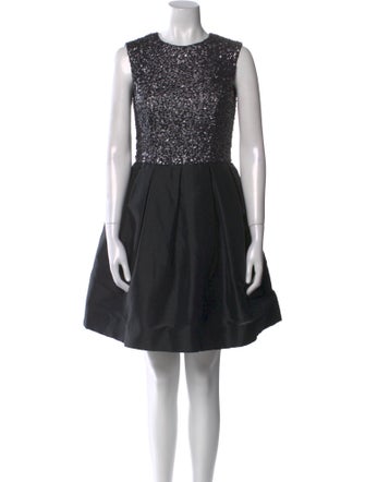 ML Monique Lhuillier Crew Neck Mini Dress